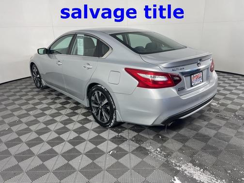 2017 Nissan Altima 2.5 SR