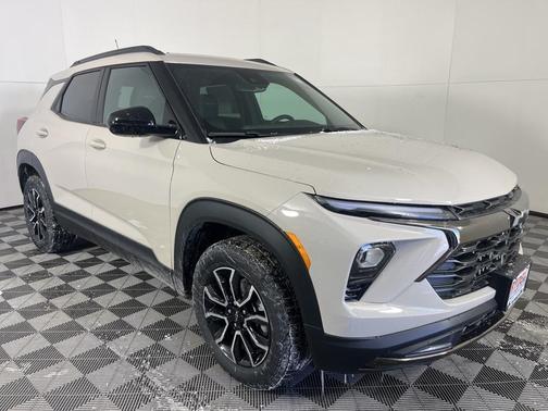 White Sand 2026 Chevrolet Trailblazer ACTIV SUV