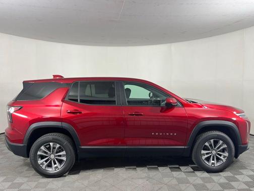 Radiant Red 2026 Chevrolet Equinox LT