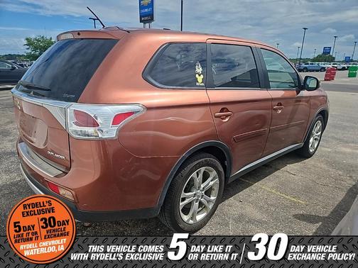 2015 Mitsubishi Outlander SE