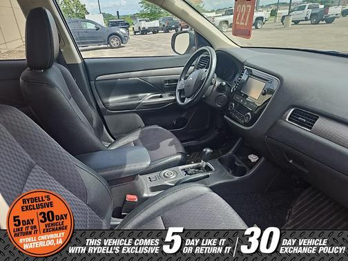 2015 Mitsubishi Outlander SE