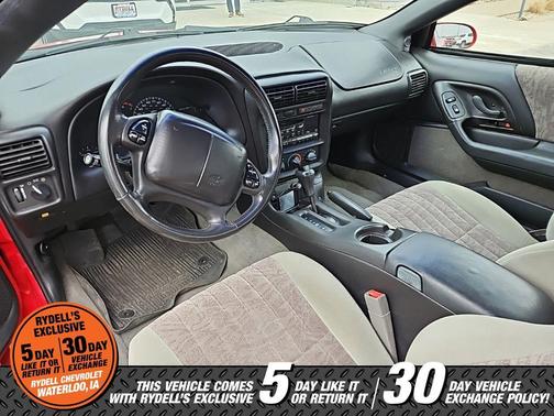 2002 Chevrolet Camaro 