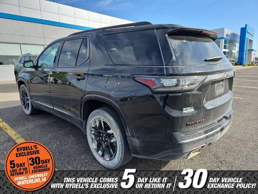 Black Metallic 2020 Chevrolet Traverse Premier