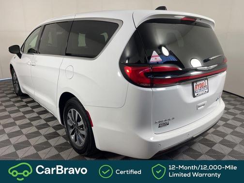Bright White Clearcoat 2023 Chrysler Pacifica Hybrid Touring L