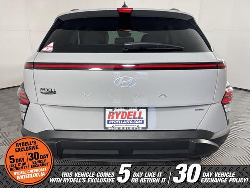 2025 Hyundai KONA SEL