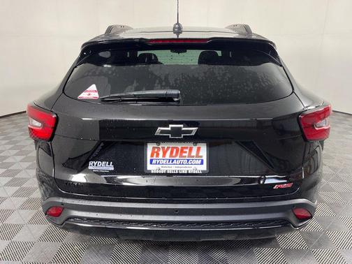 Mosaic Black Metallic 2026 Chevrolet Trax 2RS