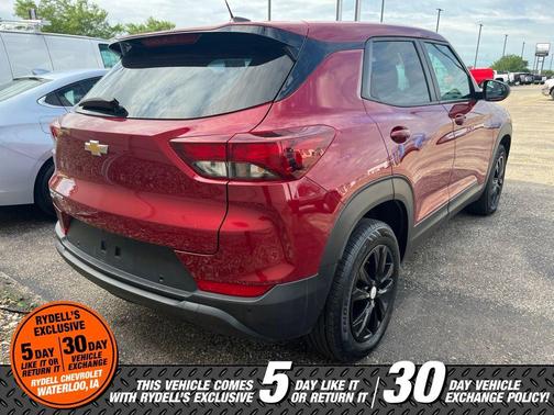 Scarlet Red Metallic 2021 Chevrolet Trailblazer LS