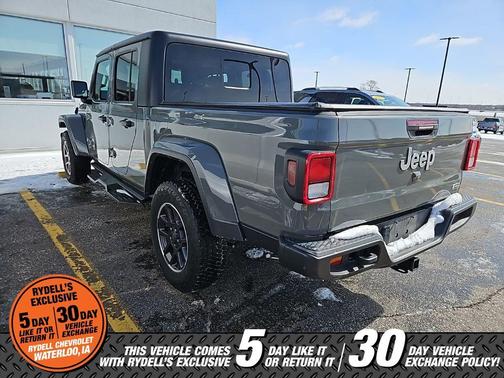 2022 Jeep Gladiator Overland