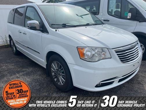 Bright White Clearcoat 2014 Chrysler Town & Country Touring-L