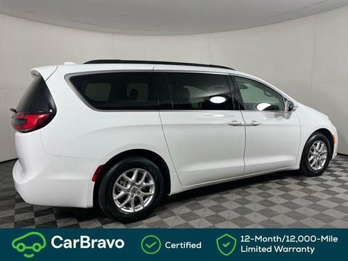 2022 Chrysler Pacifica Touring-L