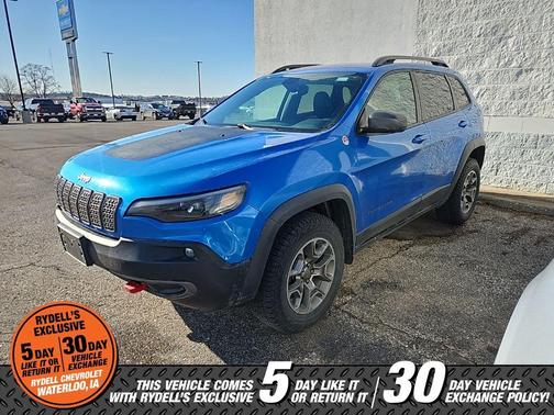 2020 Jeep Cherokee Trailhawk