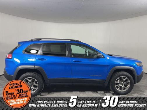 Hydro Blue Pearlcoat 2020 Jeep Cherokee Trailhawk