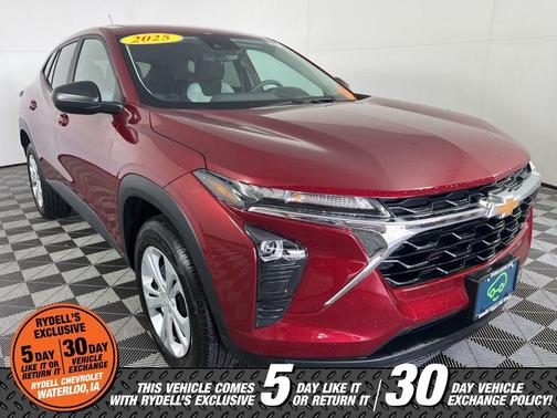 2025 Chevrolet Trax LS