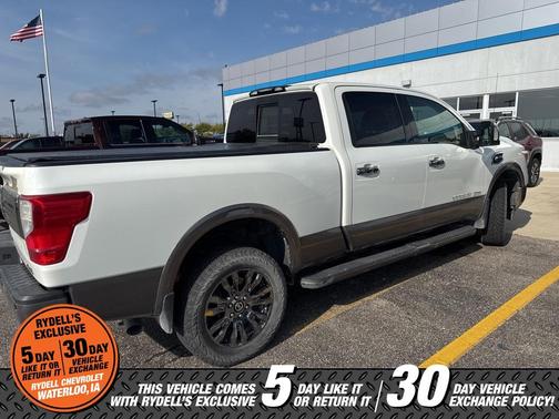 2017 Nissan Titan XD Platinum Reserve