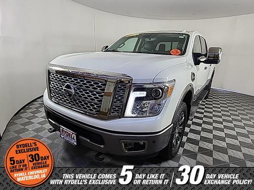 2017 Nissan Titan XD Platinum Reserve