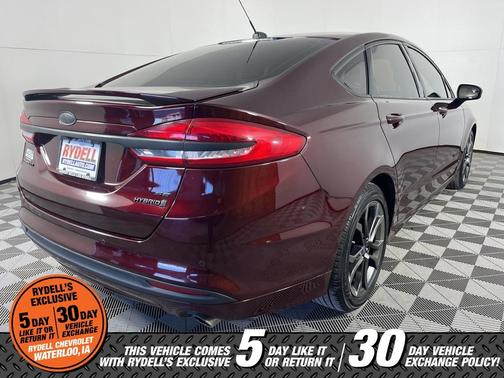 2018 Ford Fusion Hybrid SE