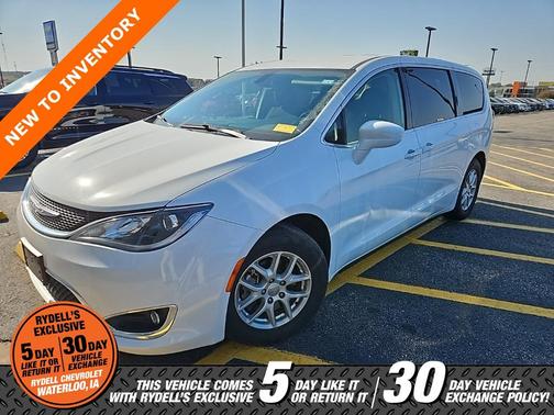 2020 Chrysler Pacifica Touring
