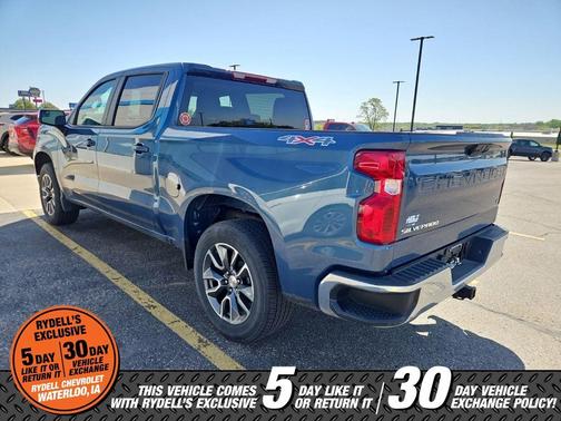 Lakeshore Blue Metallic 2024 Chevrolet Silverado 1500 LT