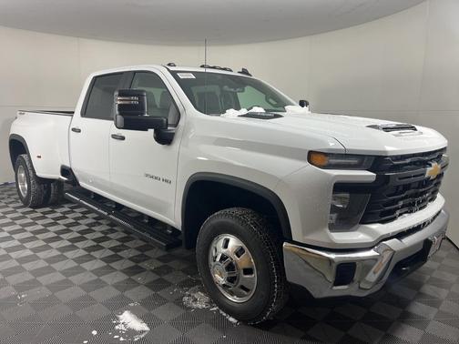 2026 Chevrolet Silverado 3500 WT