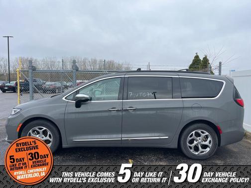 2023 Chrysler Pacifica Limited