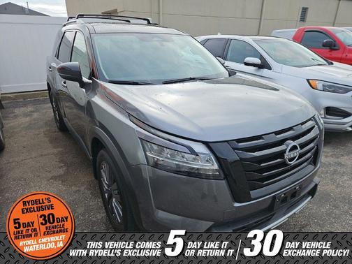 2t Gun Blk Roof 2024 Nissan Pathfinder SL