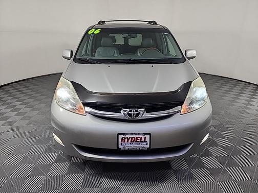 2006 Toyota Sienna XLE