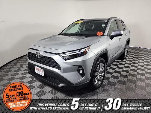 2025 Toyota RAV4 XLE Premium