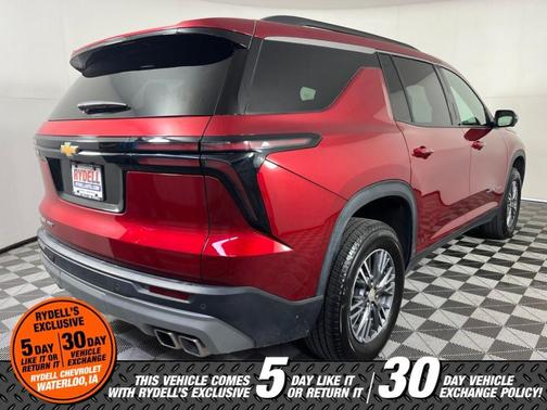 Radiant Red 2025 Chevrolet Traverse LT