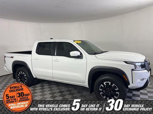 White 2022 Nissan Frontier PRO-4X