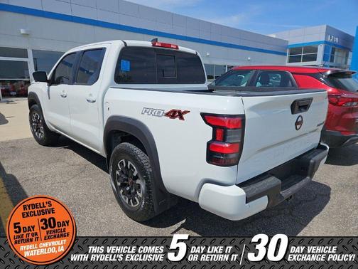 White 2022 Nissan Frontier PRO-4X