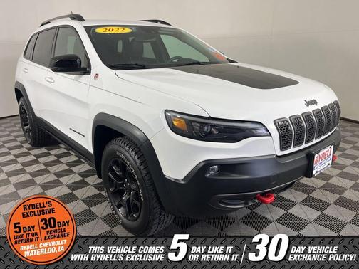 Bright White Clearcoat 2022 Jeep Cherokee Trailhawk