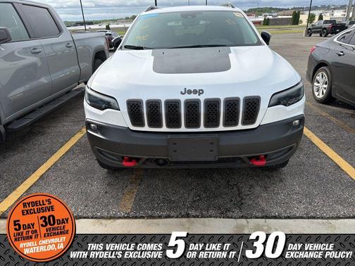 Bright White Clearcoat 2022 Jeep Cherokee Trailhawk