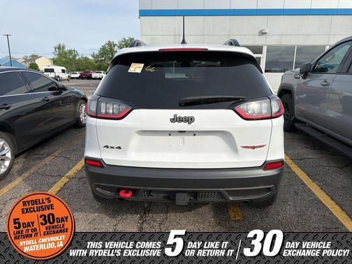 Bright White Clearcoat 2022 Jeep Cherokee Trailhawk
