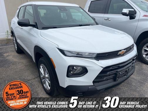 Summit White 2023 Chevrolet Trailblazer LS