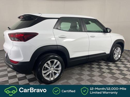 Summit White 2023 Chevrolet Trailblazer LS