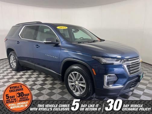 Northsky Blue Metallic 2023 Chevrolet Traverse LT Cloth