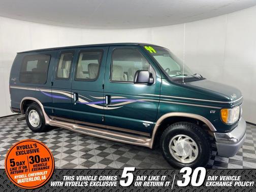 Deep Emerald Green Clearcoat Metallic 1999 Ford E150 Cargo
