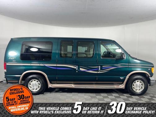 Deep Emerald Green Clearcoat Metallic 1999 Ford E150 Cargo
