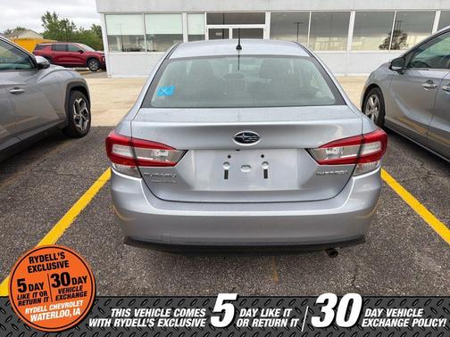 Ice Silver Metallic 2019 Subaru Impreza 2.0i