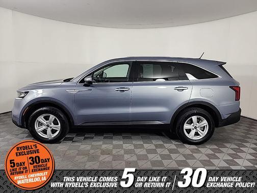 2022 Kia Sorento LX