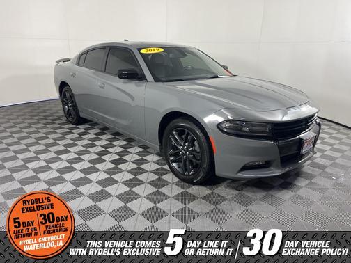 2019 Dodge Charger SXT