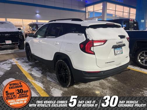 2023 GMC Terrain SLT