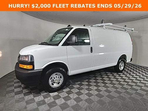 Summit White 2025 Chevrolet Express 3500 Work Van