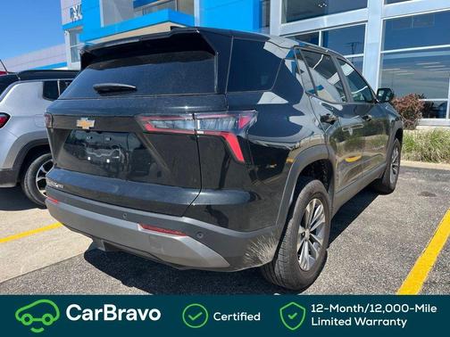 Mosaic Black Metallic 2026 Chevrolet Equinox LT