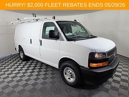 Summit White 2025 Chevrolet Express 3500 Work Van