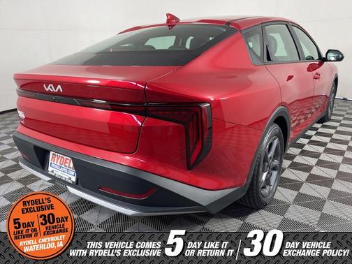 Currant Red 2025 Kia K4
