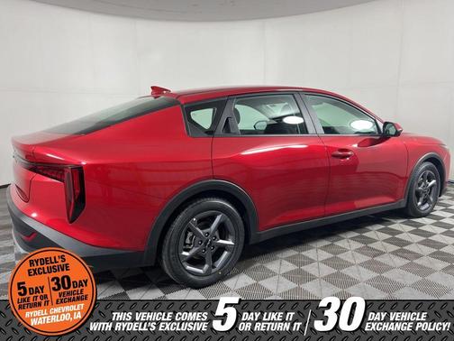 Currant Red 2025 Kia K4