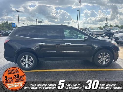 2017 Chevrolet Traverse 2LT