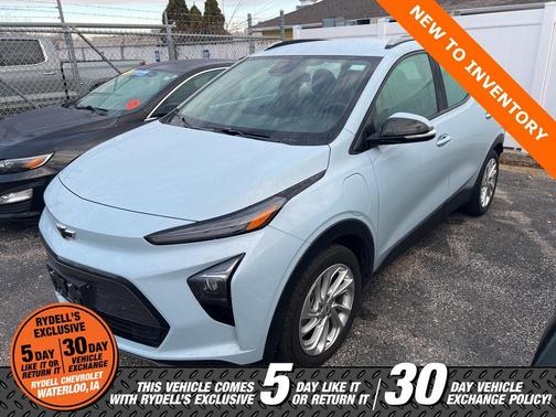 2023 Chevrolet Bolt EUV LT