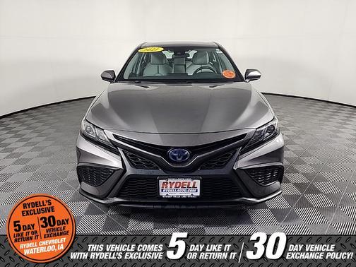 2021 Toyota Camry Hybrid SE